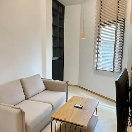 דירה Yvonne Center By Thesbnb *